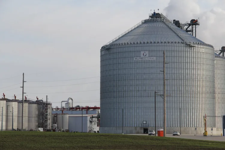 Farm, fuel groups celebrate EPA proposals to reallocate small refinery exemptions